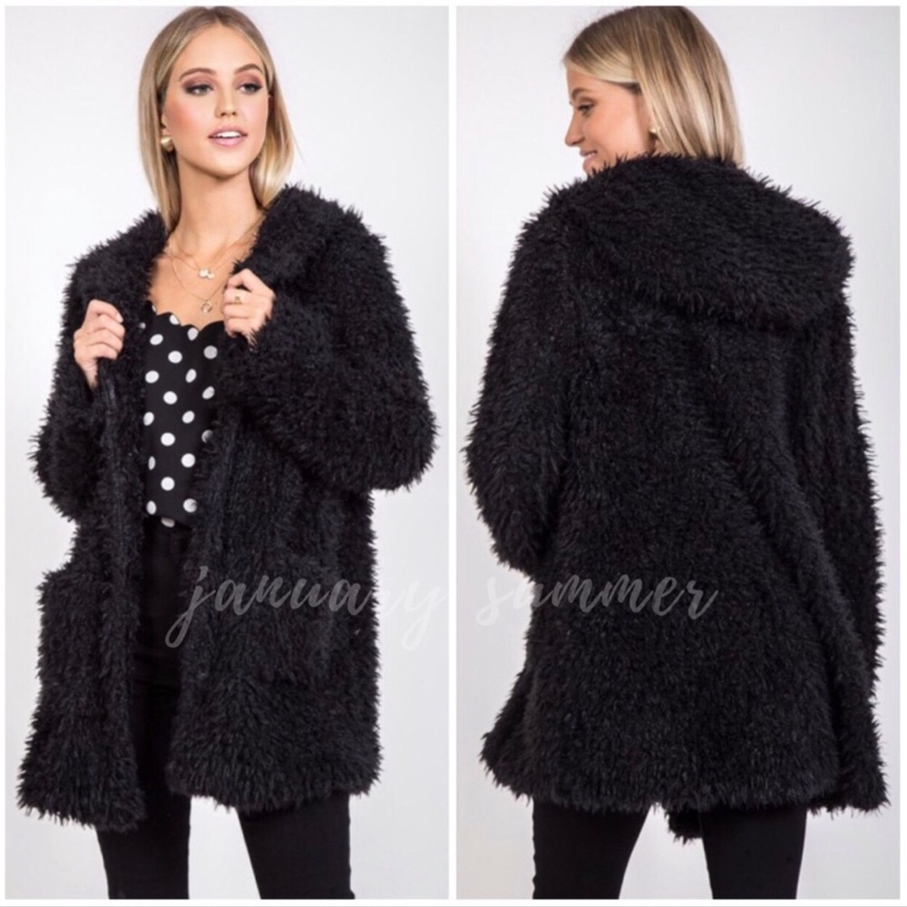 ❄️RESTOCKED//BLACK SHAGGY FUR HOODIE COAT
